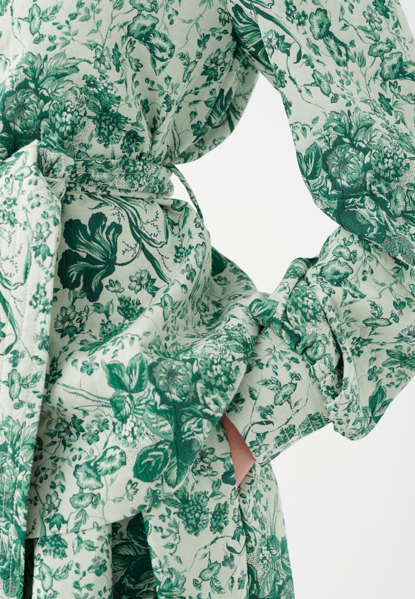 0160724_5813_WOM_C.jpg (1)