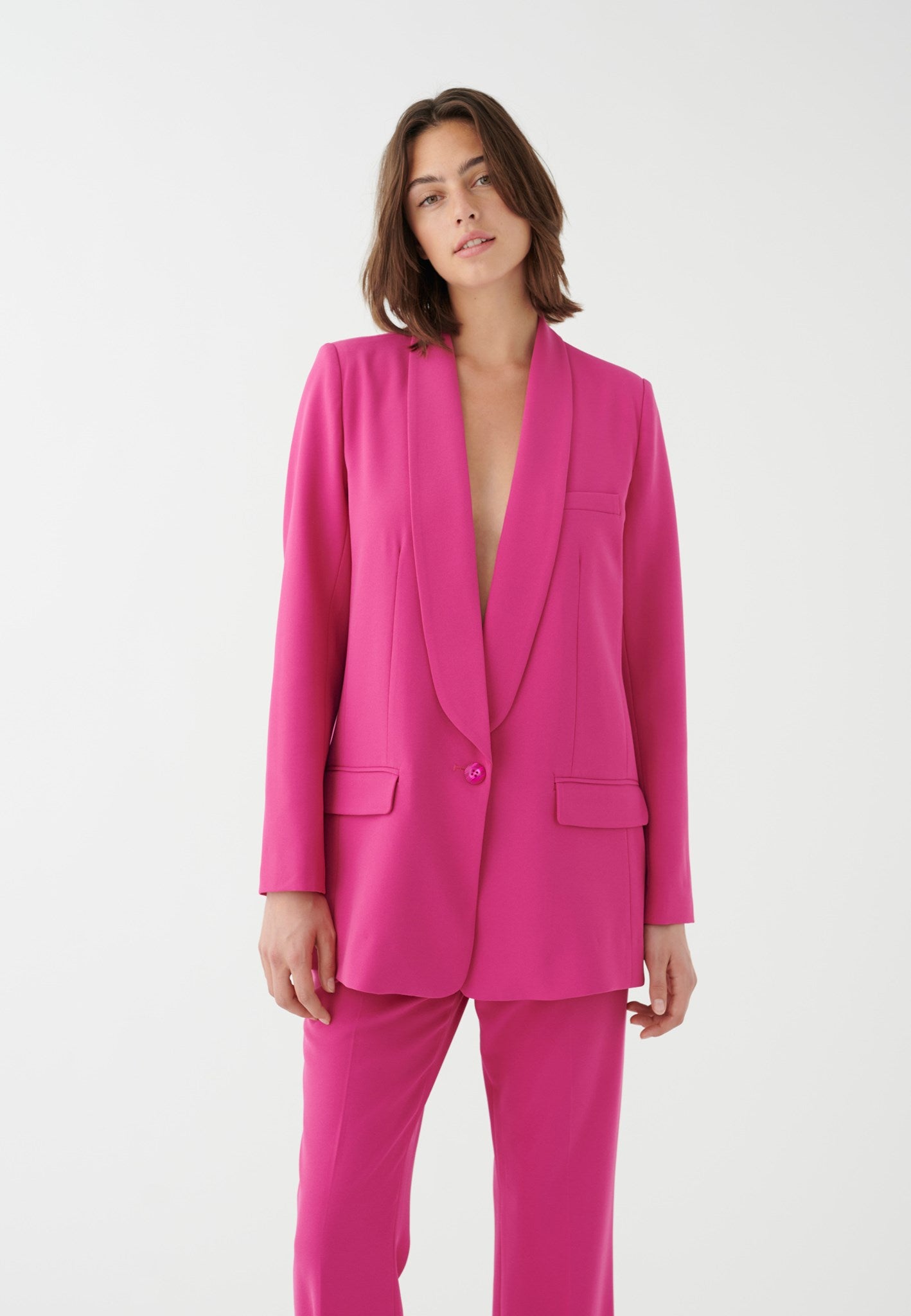 0220724_3588_WOM_A.jpg (1)