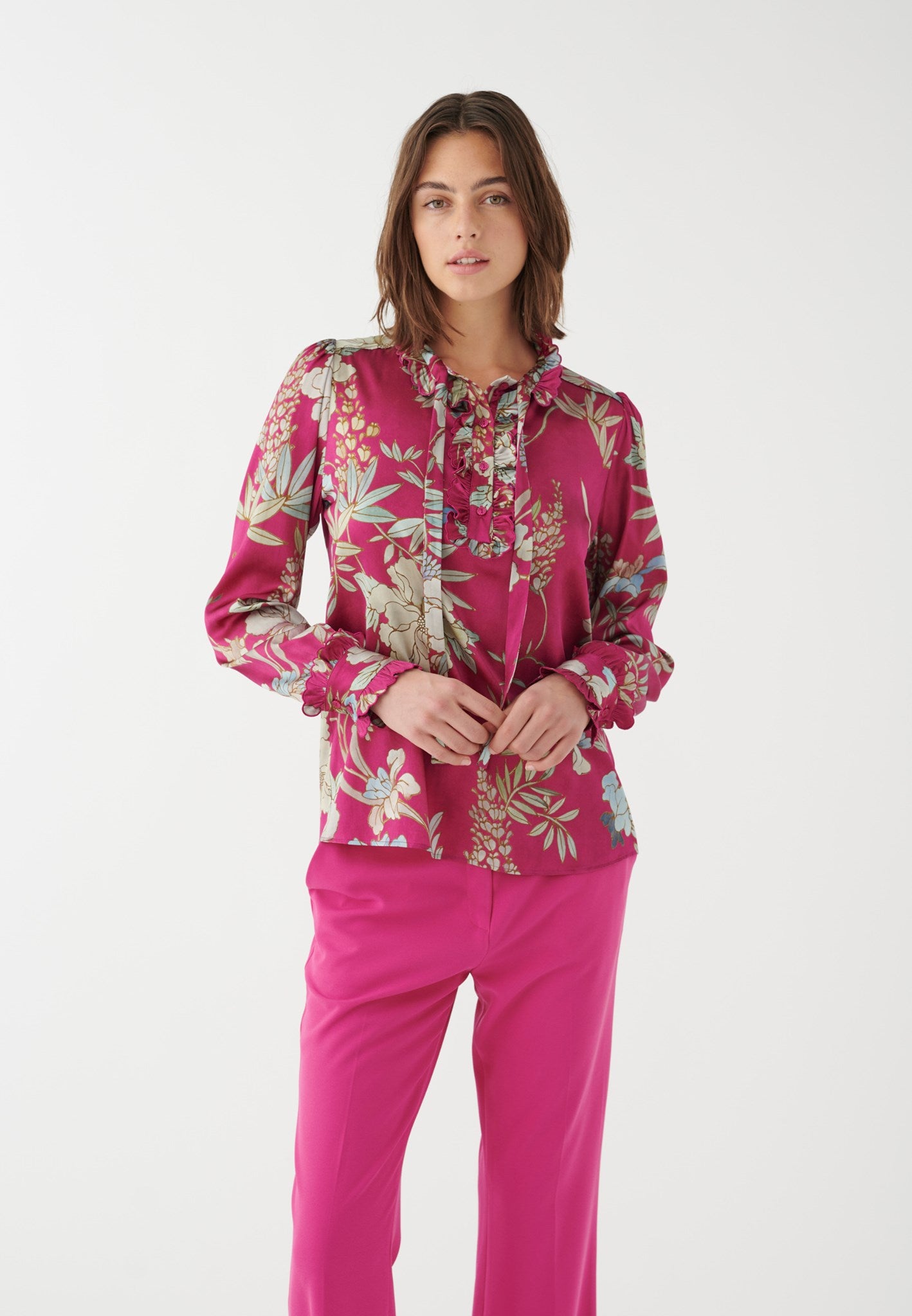 1030724_5787_WOM_A.jpg (1)