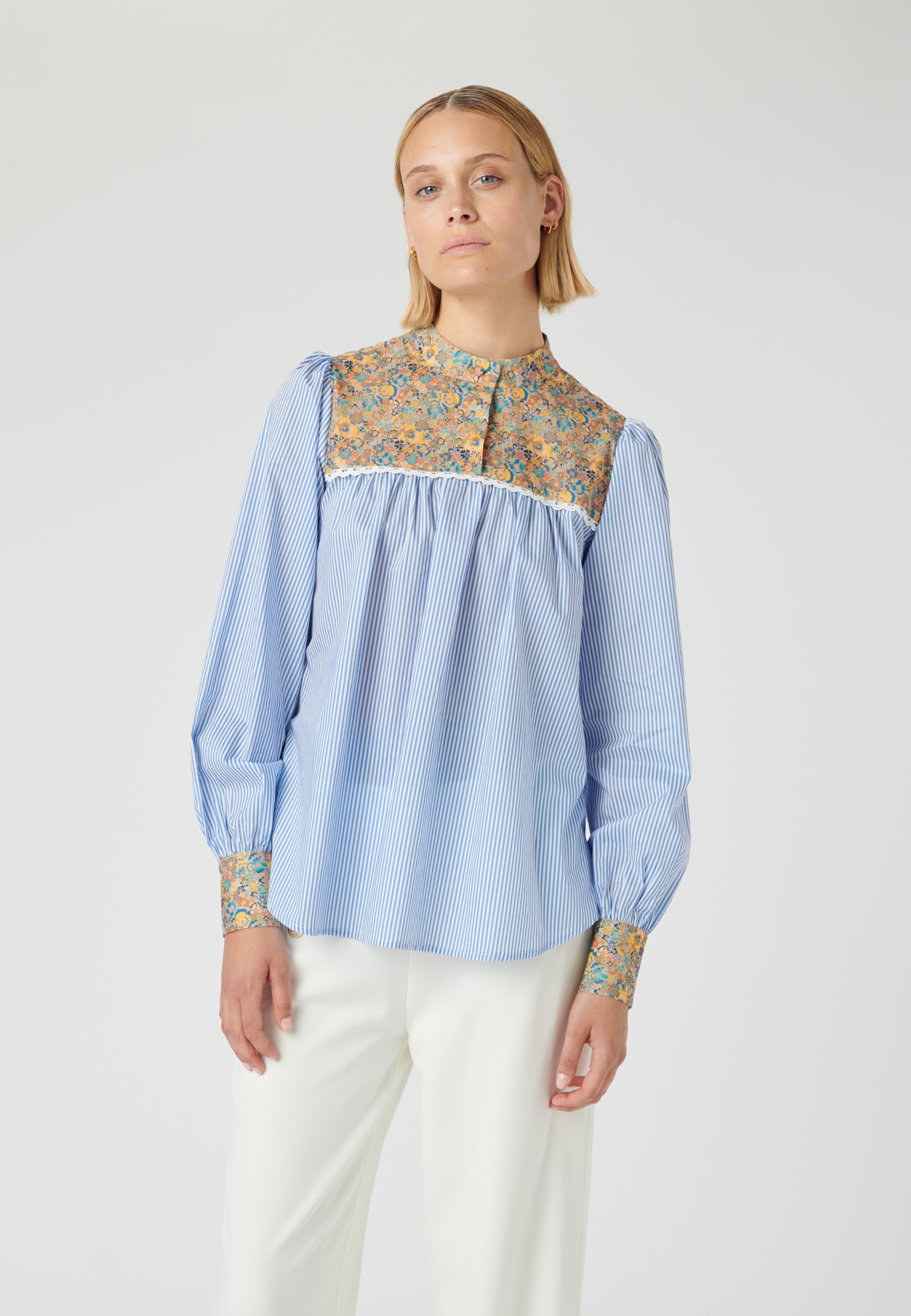 12-0123NS_5622_WOM_A