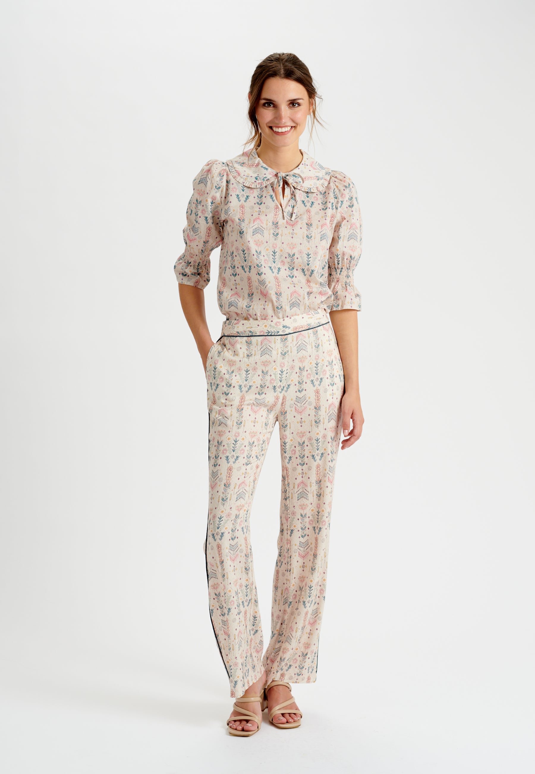 16-0422NS CO_5534_WOM