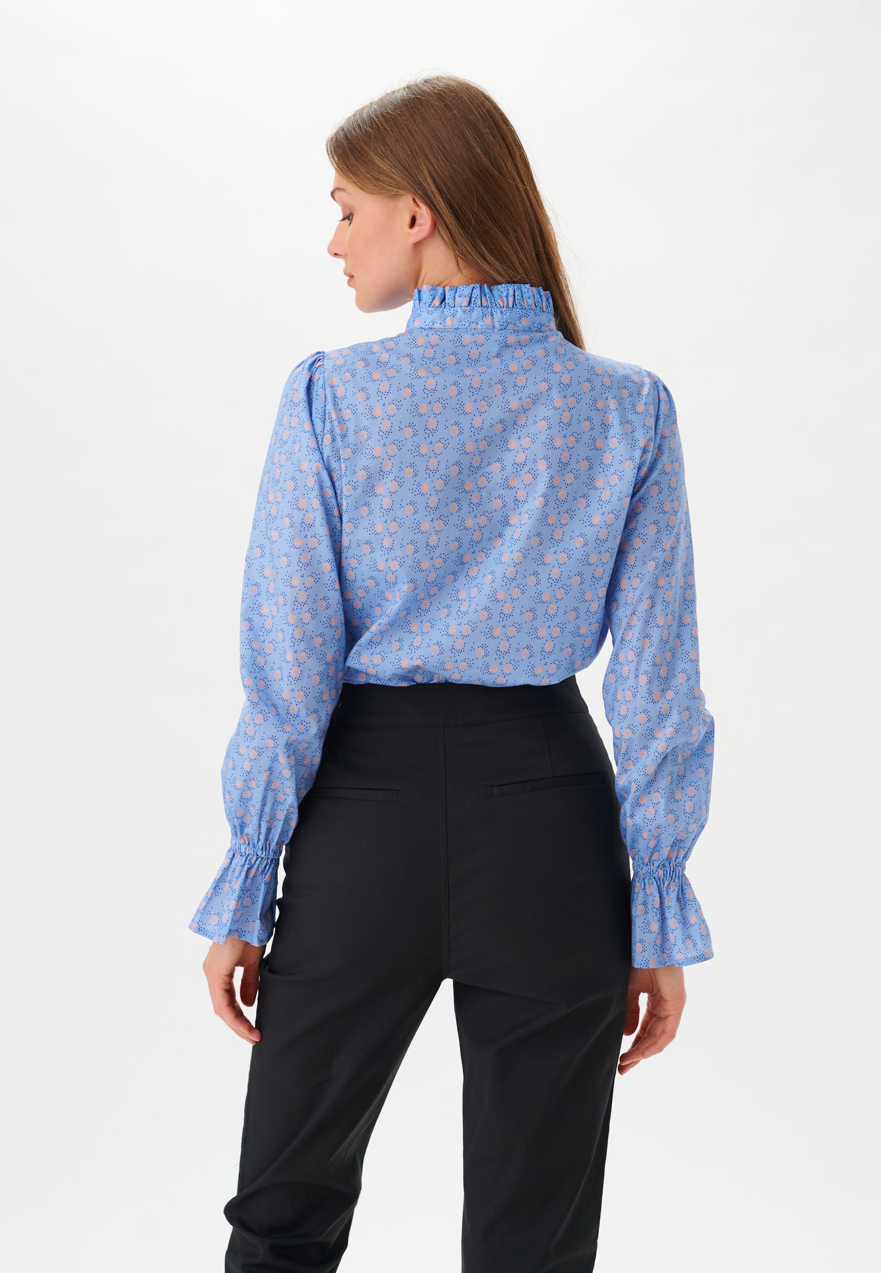 17-0122NS CO_5504_WOM_C