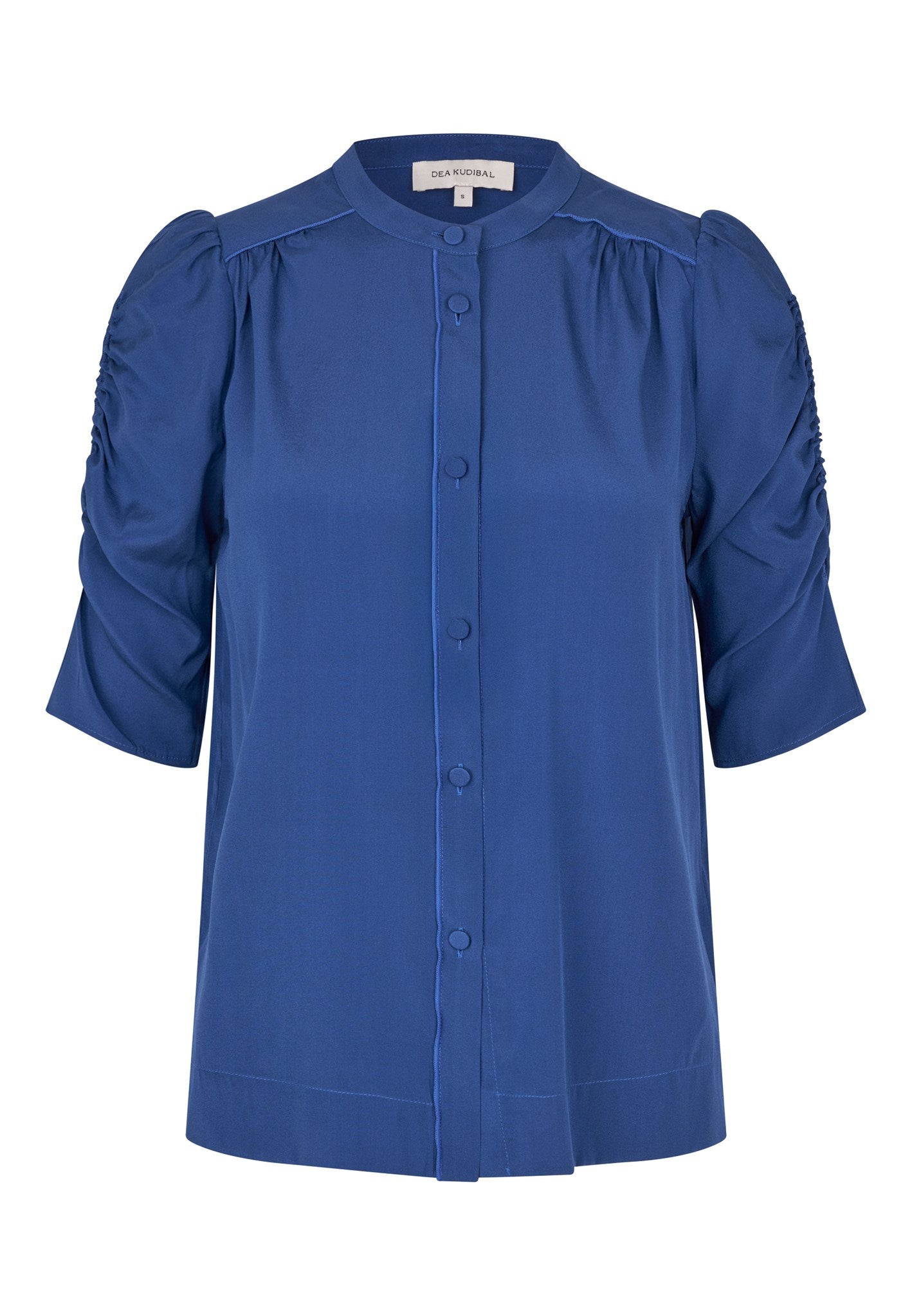 3920126 2001 Highres