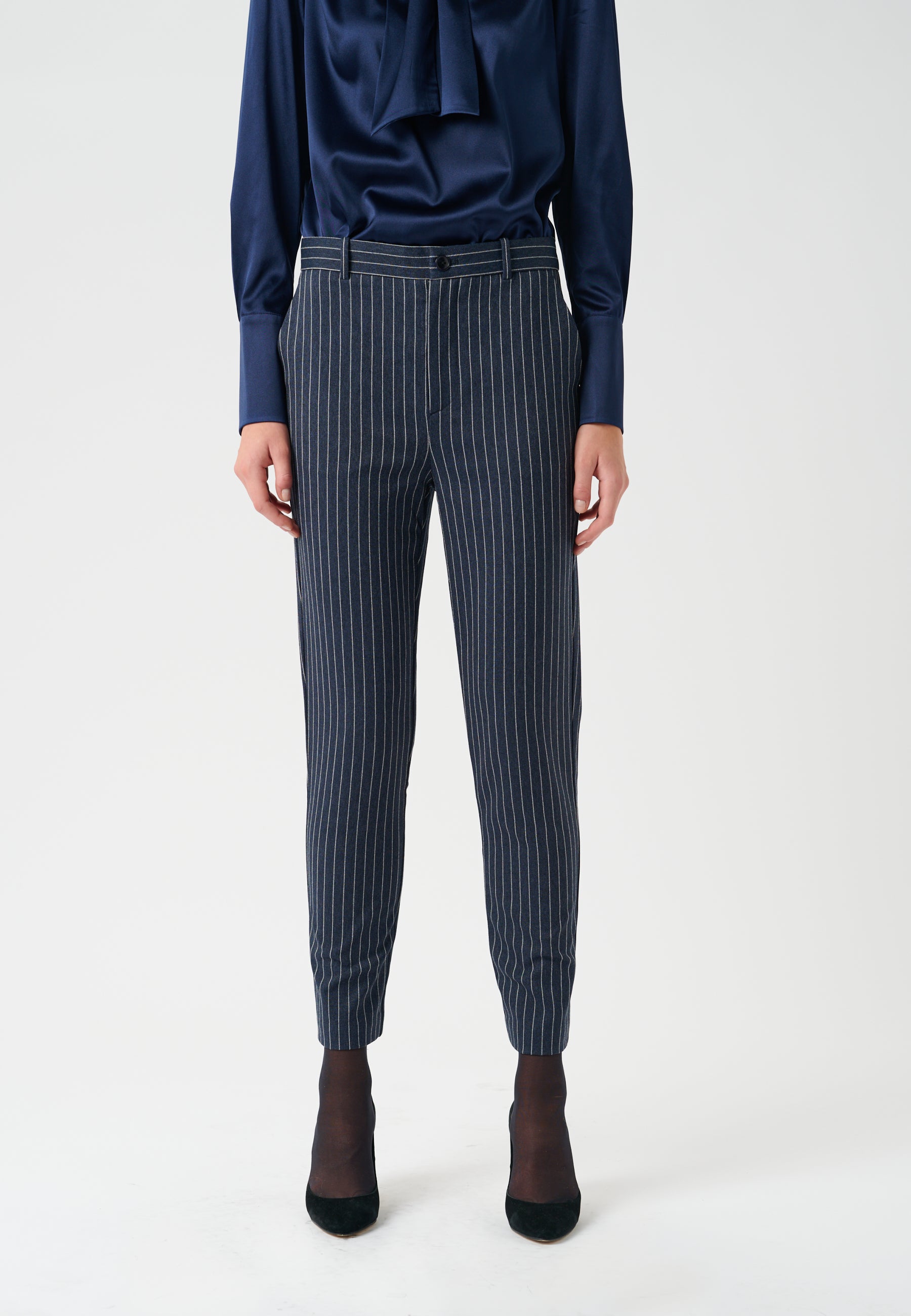 49-0722NS P_2058_WOM_A