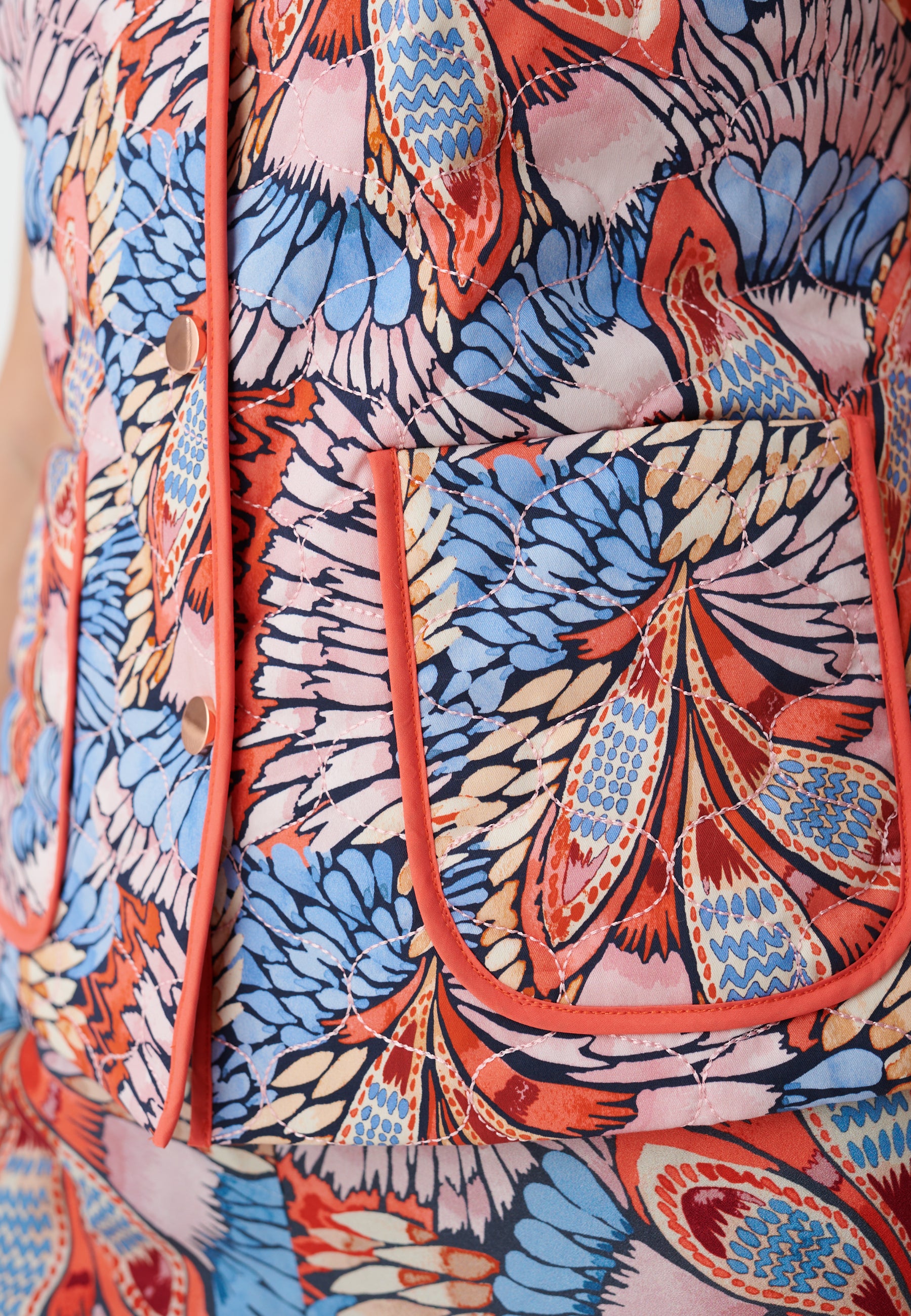 85-0122CO_5518_WOM_C